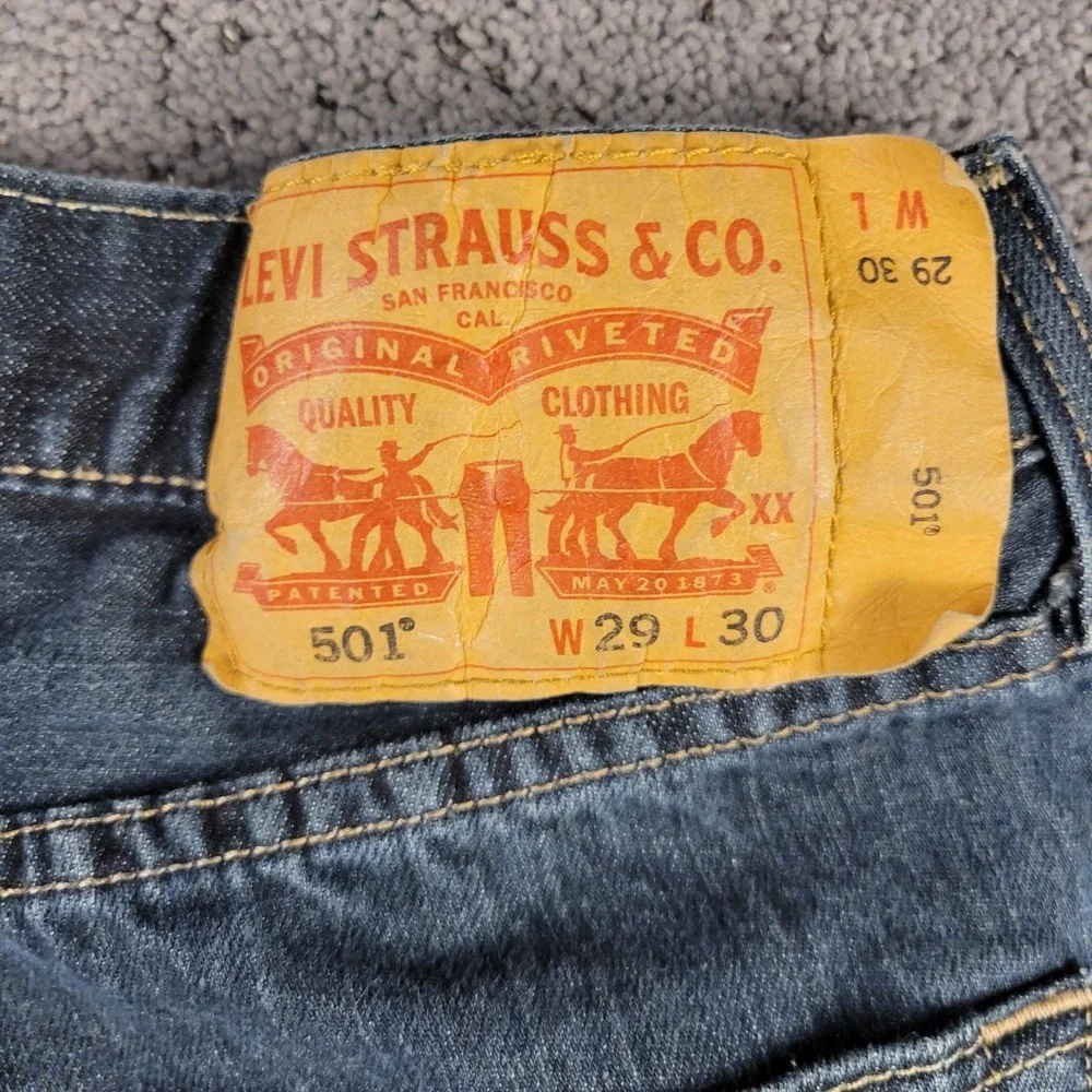Levis 501 Jeans Mens 29x30 Blue Button Fly Straight Leg Medium Wash Denim